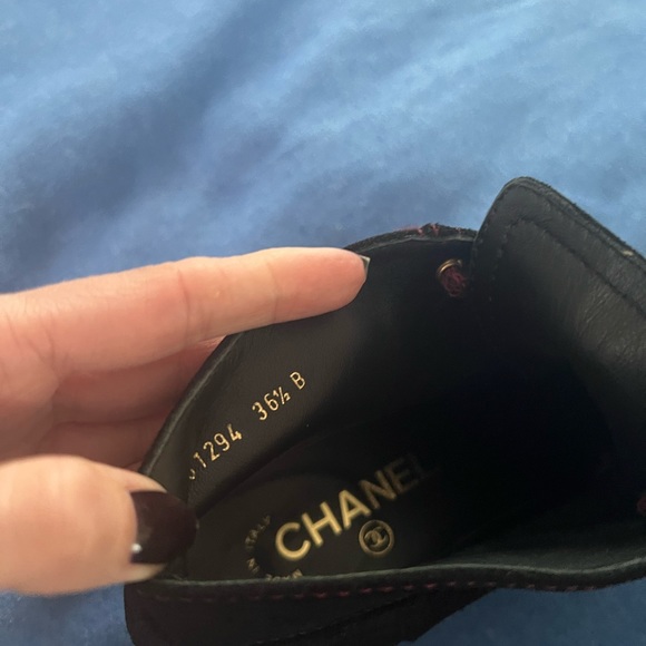 Chanel booties size 36.5 Euro - Picture 3 of 7